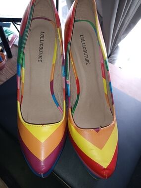 Women's Multicolor Chevron Pointed-Toe Heels